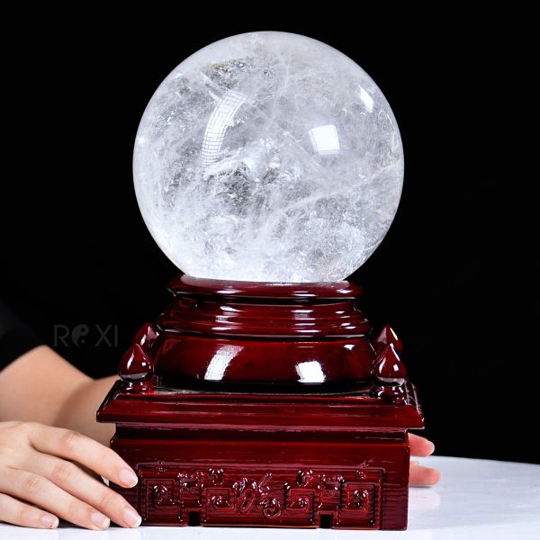 qua cau thach anh trang 585 kg 2