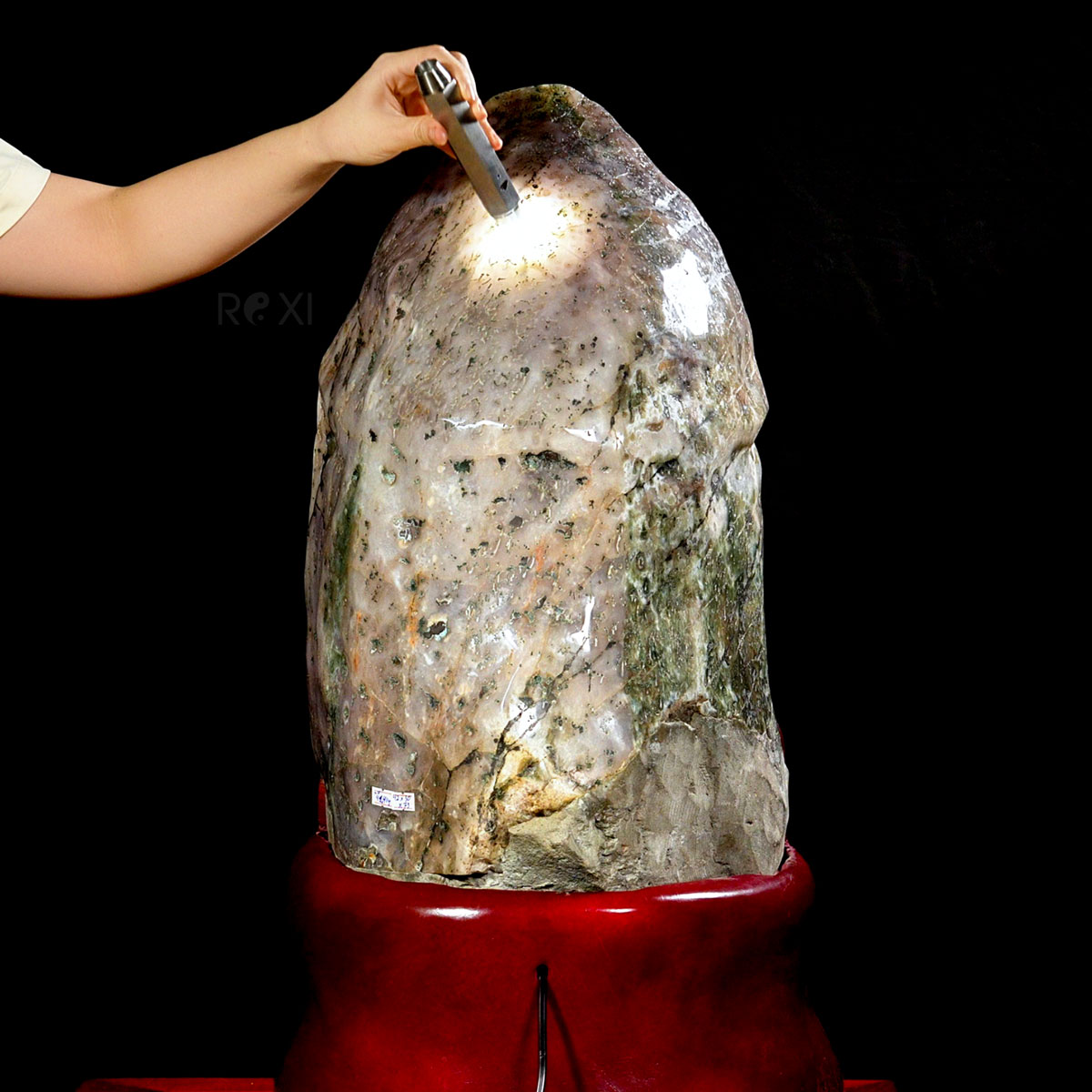 Động thạch anh tím 41,5kg - 73cm
