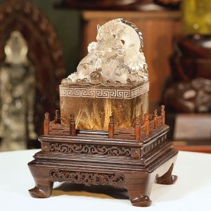 Quà tặng sếp - Ấn Rồng bằng thạch anh tóc tự nhiên 1,75kg