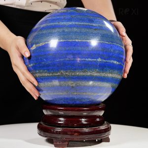 Quả cầu đá xanh biển Lapis Lazuli